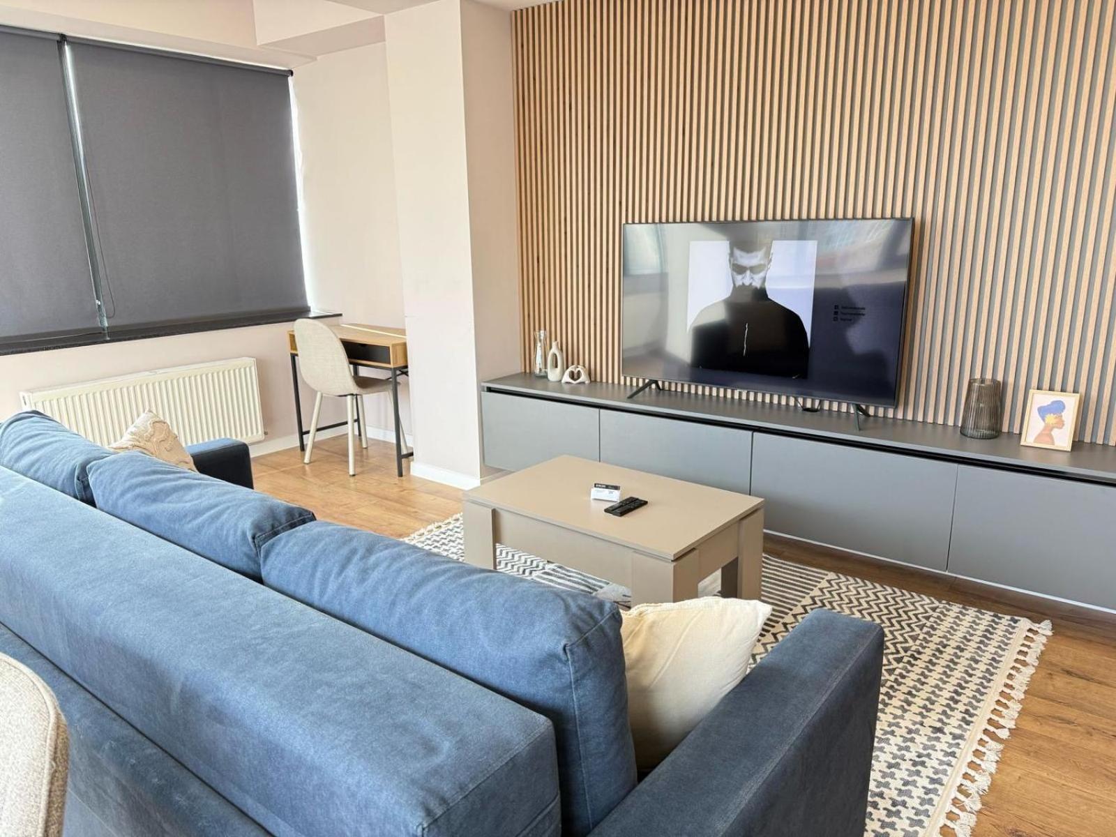 Rentnow Large And Cozy Apartment In The Center, Parking Chişinau Exteriör bild