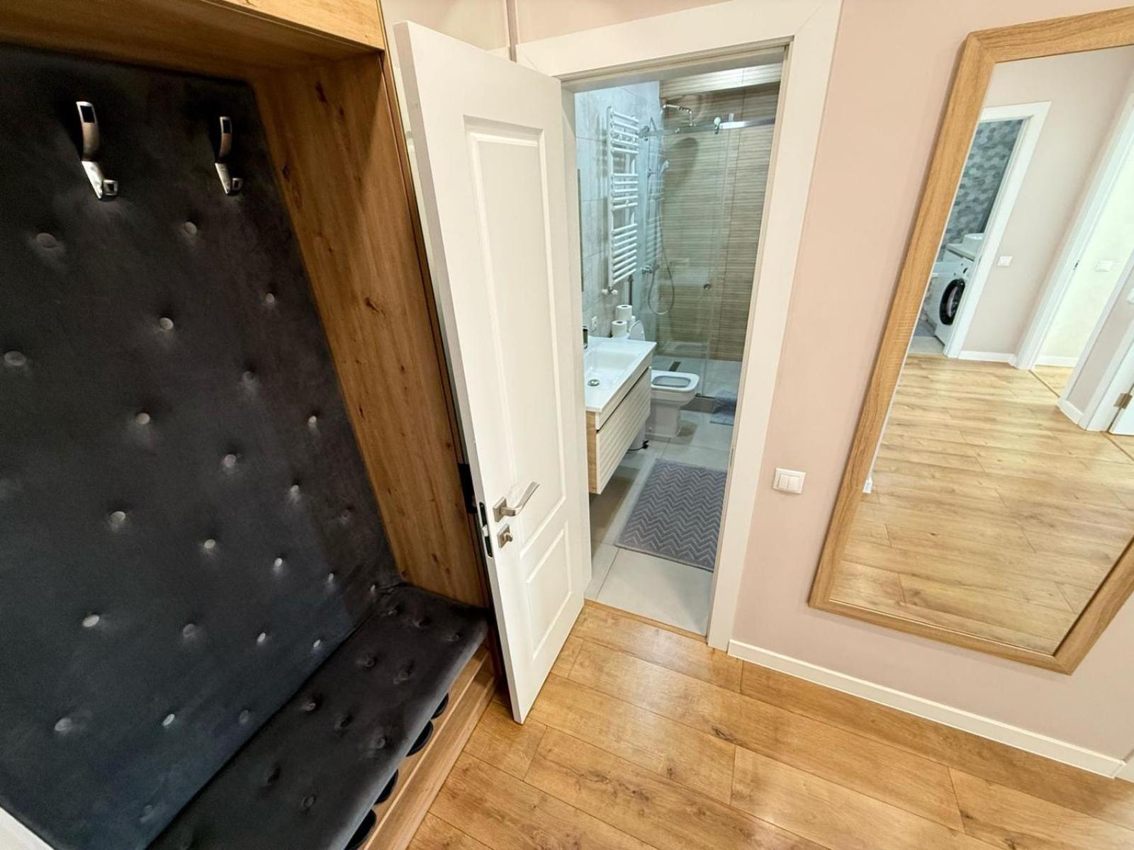 Rentnow Large And Cozy Apartment In The Center, Parking Chişinau Exteriör bild
